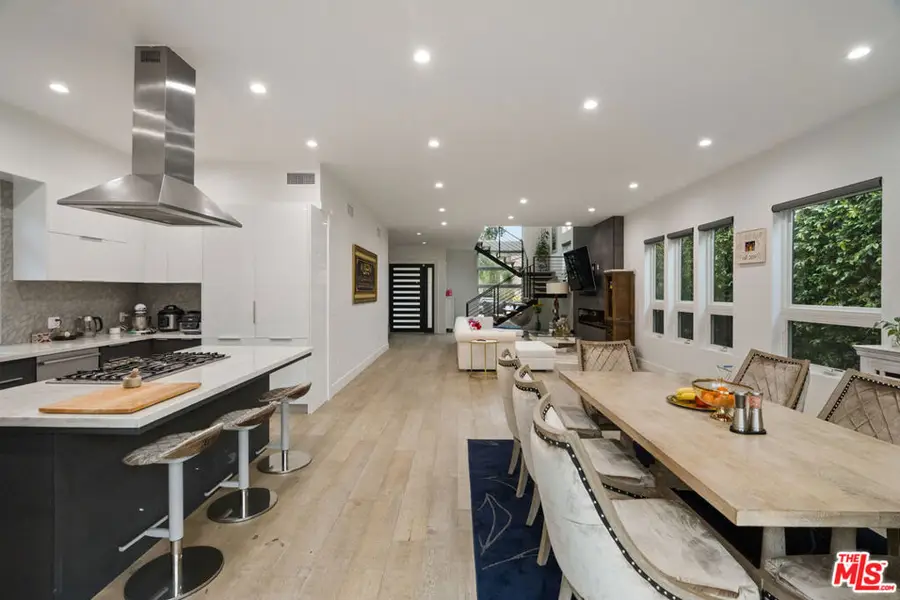 4203 Berryman Avenue, Los Angeles, CA 90066 - #3