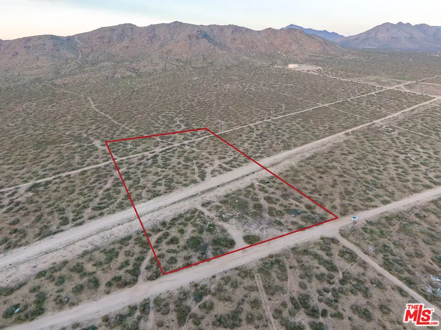 21880 Colusa Road, Apple Valley, CA 92307 - #3