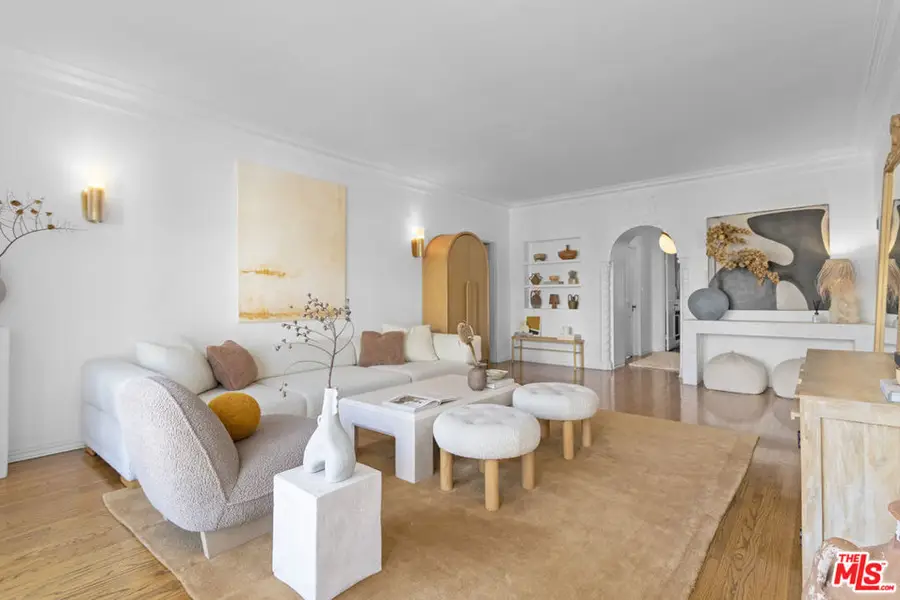 3348 James M Wood Boulevard #10, Los Angeles, CA 90006 - #2