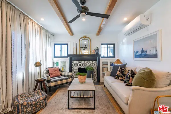 2215 W 36th Street, Los Angeles, CA 90018