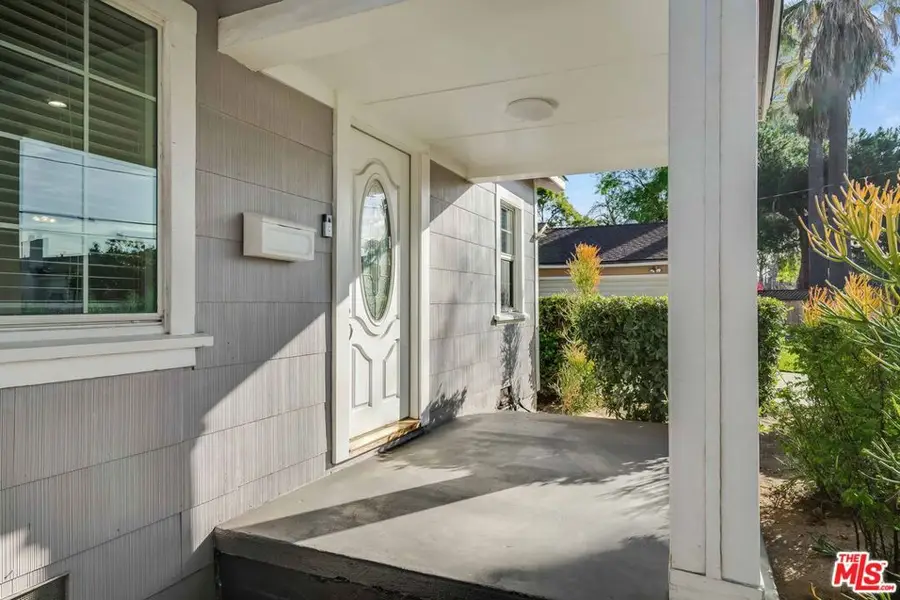 14043 Calvert Street, Van Nuys, CA 91401 - #2