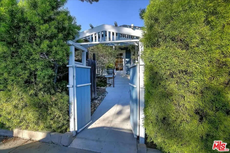 918 N Milpas Street, Santa Barbara, CA 93103 - #2