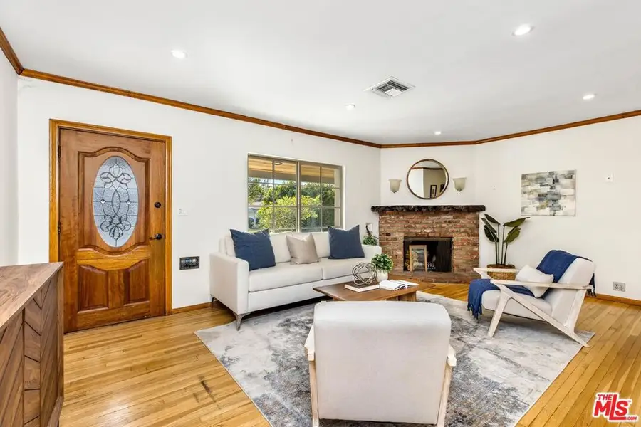 11261 Blix Street, North Hollywood, CA 91602 - #2