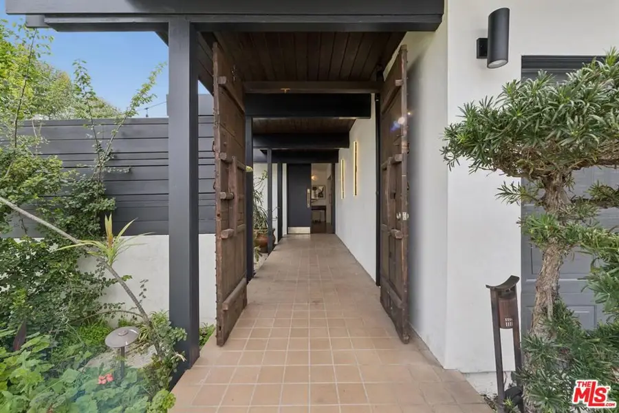 3804 Duray Place, Los Angeles, CA 90008 - #3