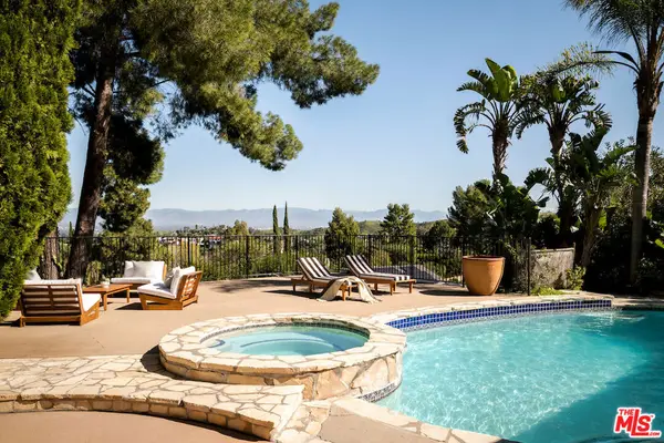 21825 Ambar Drive, Woodland Hills, CA 91364