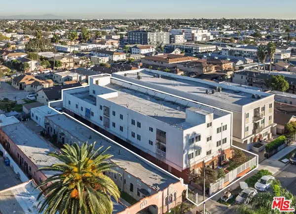 6334 Brynhurst Avenue, Los Angeles, CA 90043