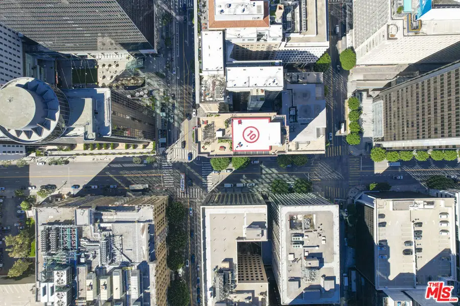 655 S Hope Street #704, Los Angeles, CA 90017 - #3