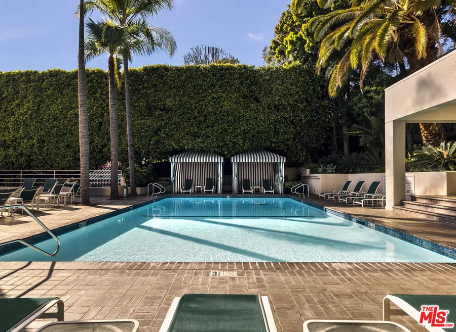 1131 Alta Loma Road #528, West Hollywood, CA 90069 - #3