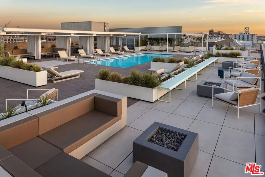 527 Molino Street #202, Los Angeles, CA 90013 - #3