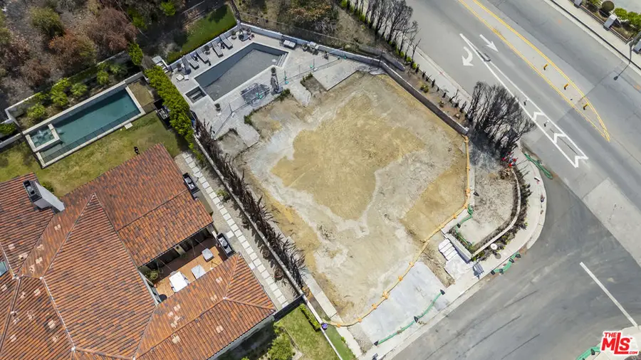 1402 El Bosque Court, Pacific Palisades, CA 90272 - #3