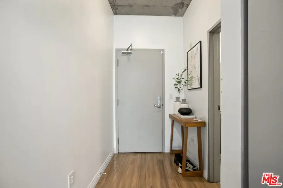 645 W 9th Street #529, Los Angeles, CA 90015 - #3