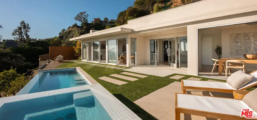 8515 Hedges Way, West Hollywood, CA 90069 - #2