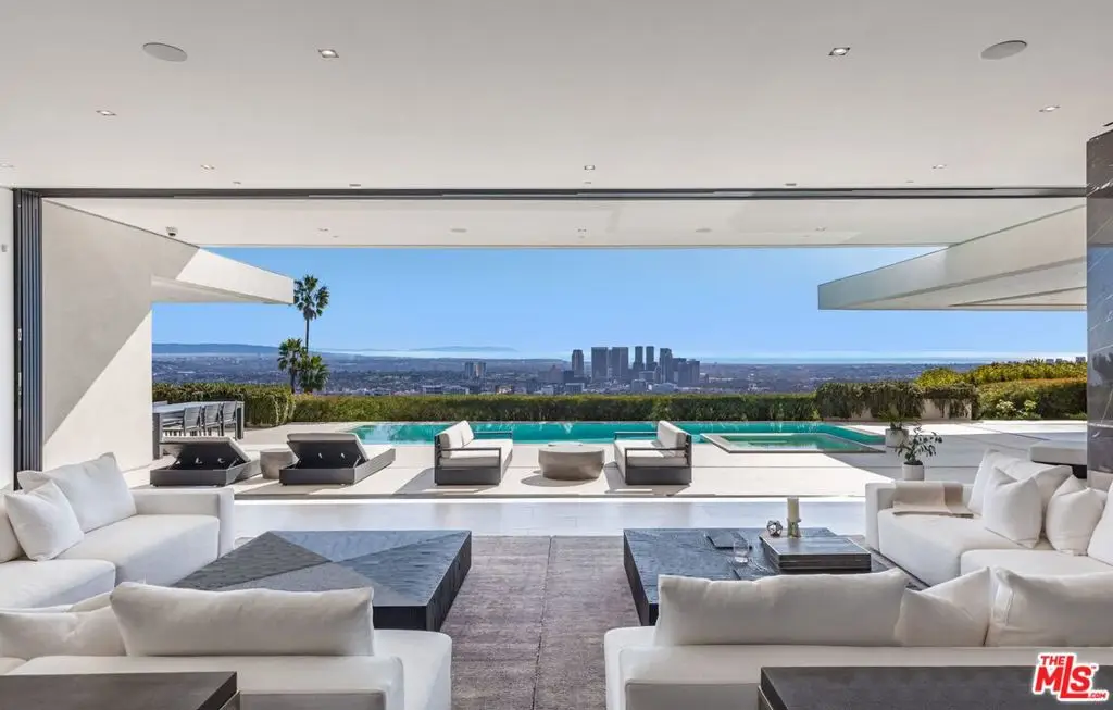 1535 Carla, Beverly Hills, CA 90210 - #1