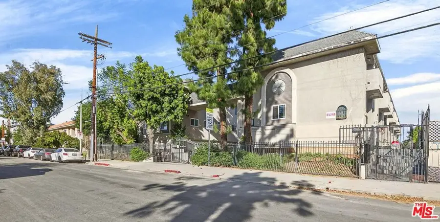 9034 Willis Avenue #14, Panorama City, CA 91402 - #3