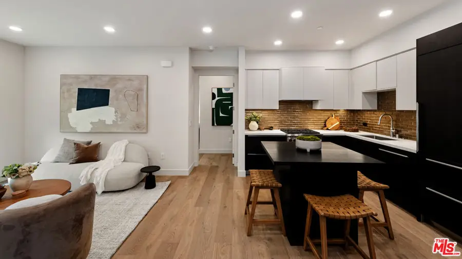 505 S Barrington Avenue #307, Los Angeles, CA 90049 - #2