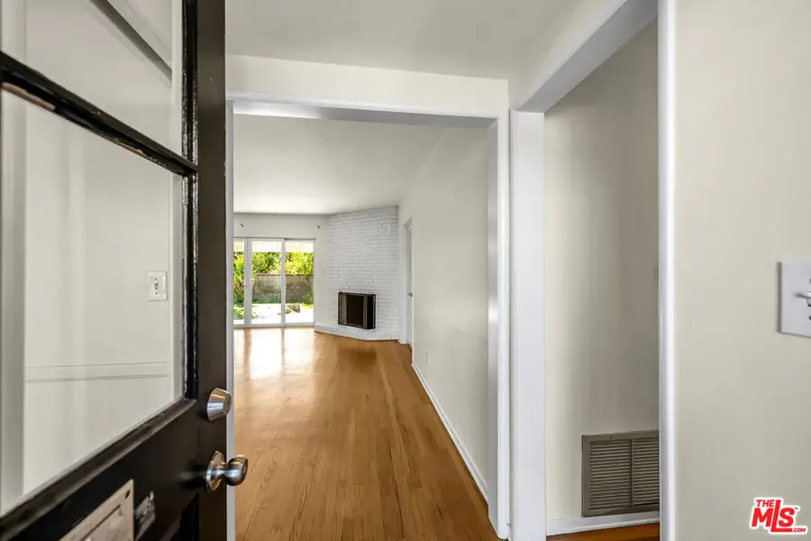 13452 Delano Street, Van Nuys, CA 91401 - #2