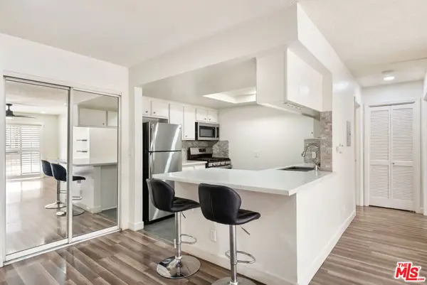 327 Chestnut Avenue #104, Long Beach, CA 90802