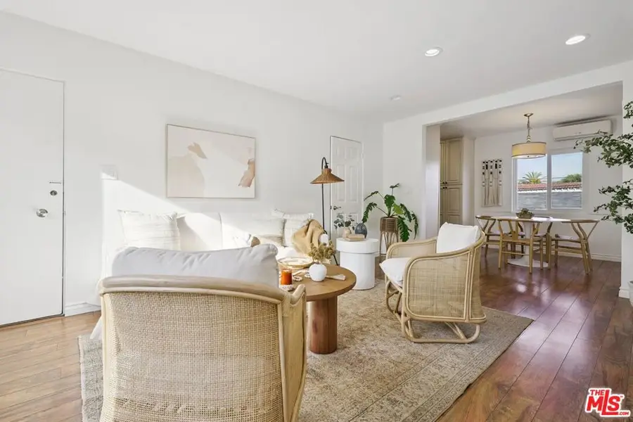 4408 Franklin Avenue #5, Los Angeles, CA 90027 - #3