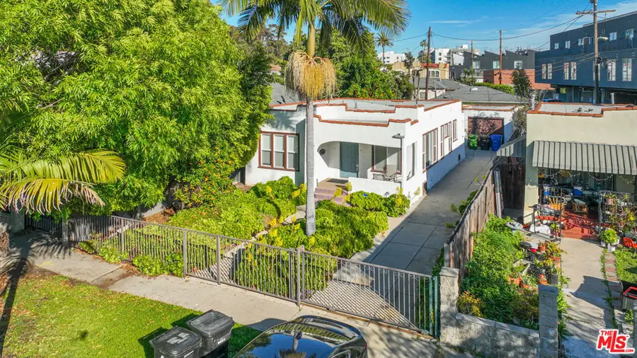 2536 S Dunsmuir Avenue, Los Angeles, CA 90016 - #3