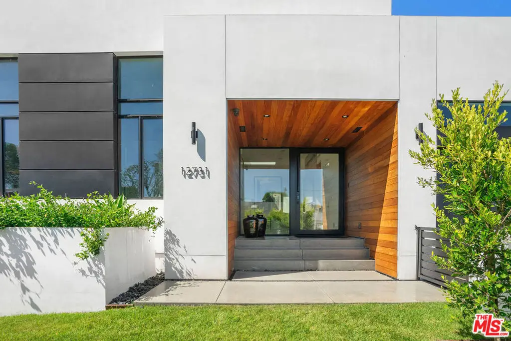 12731 Woodgreen Street, Los Angeles, CA 90066 - #1