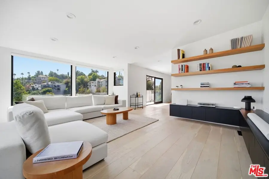 21520 Marchena Street, Woodland Hills, CA 91364 - #3