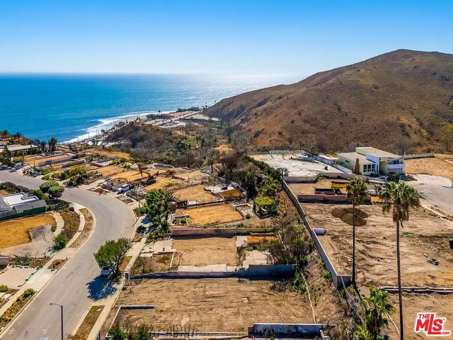 3735 Malibu Vista Drive, Malibu, CA 90265 - #3