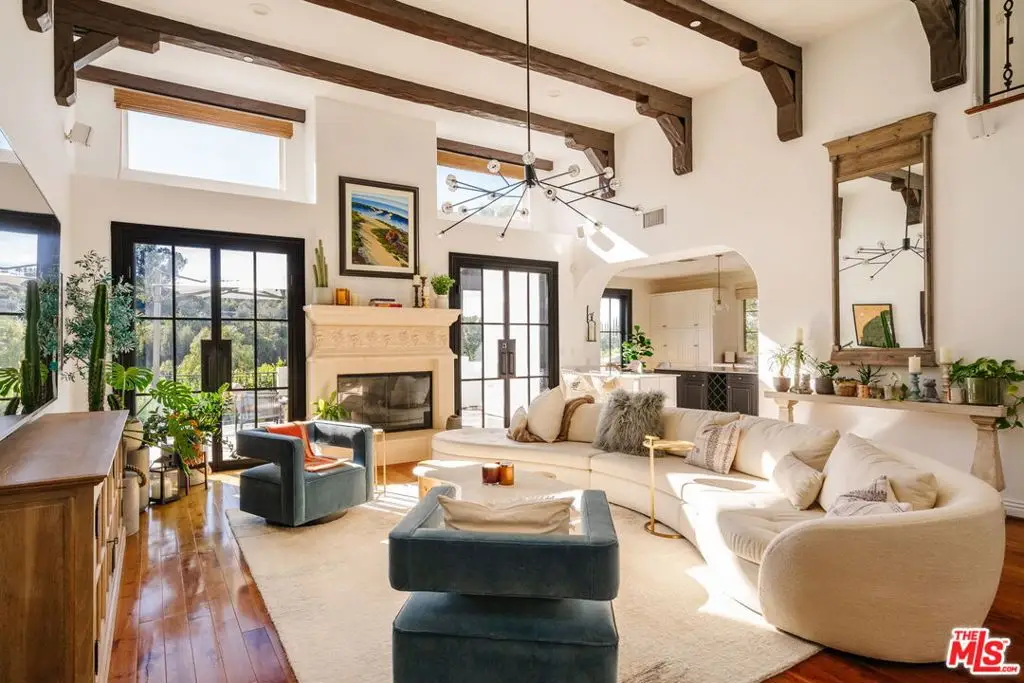 13551 Cheltenham Drive, Sherman Oaks, CA 91423 - #1