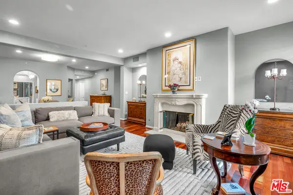 11740 W Sunset Boulevard #22, Los Angeles, CA 90049