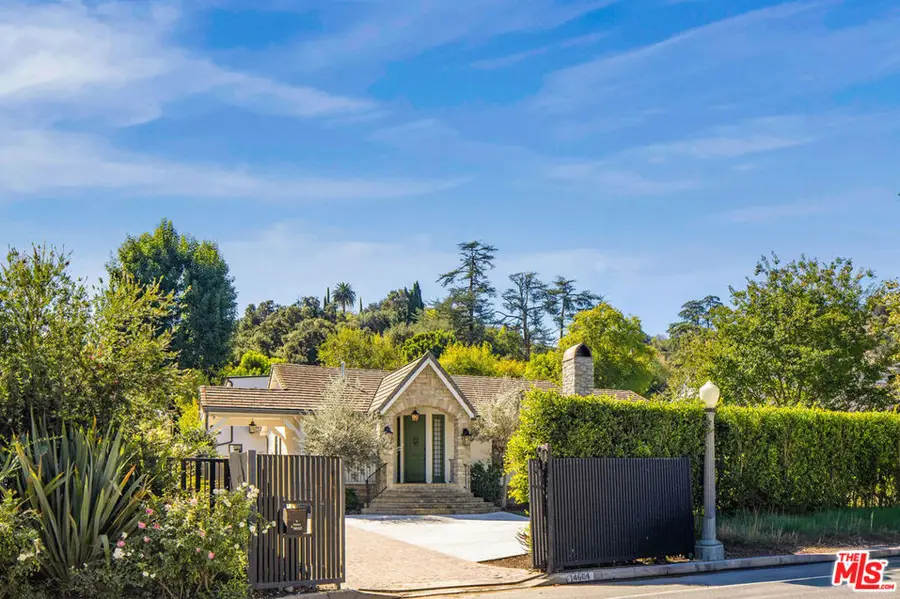 14664 Valley Vista Boulevard, Sherman Oaks, CA 91403 - #2