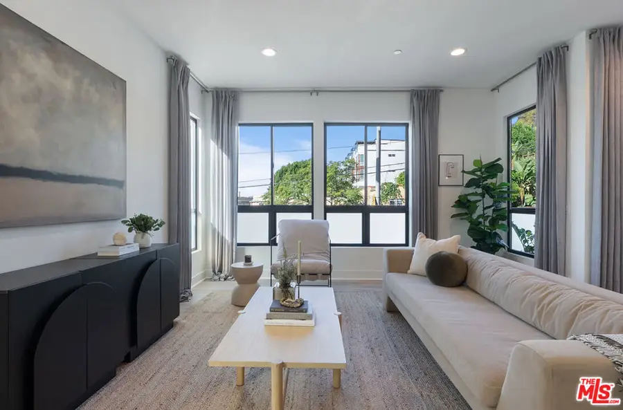 1324 Douglas Street, Los Angeles, CA 90026 - #3