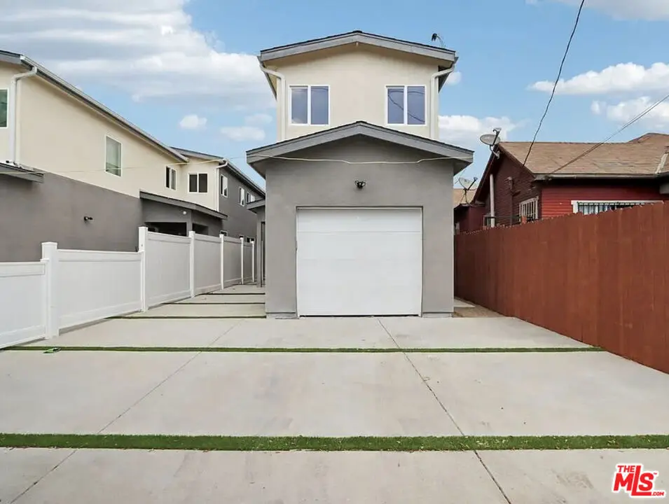 1354 E 108th Street, Los Angeles, CA 90059 - #1