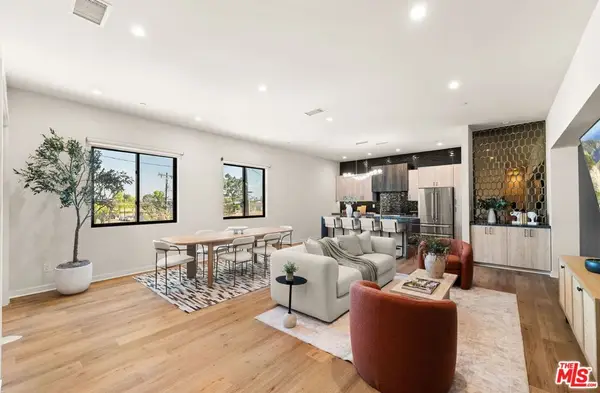 752 W 19th Street #B, Costa Mesa, CA 92627