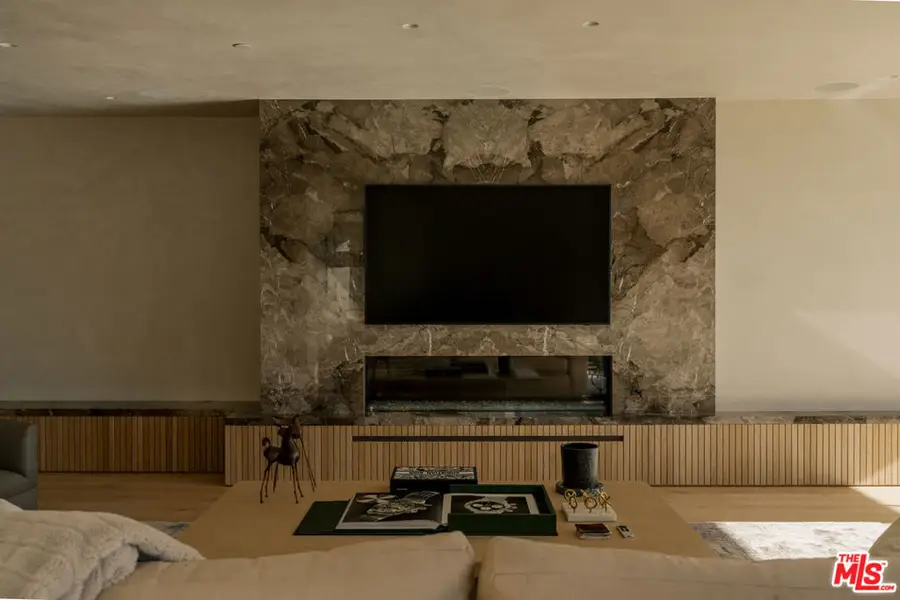 1778 Viewmont Drive, Los Angeles, CA 90069 - #3