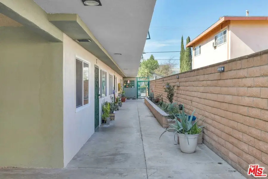 6522 Bear Avenue, Bell, CA 90201 - #3