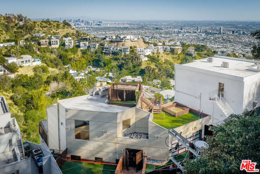 2189 Sunset Plaza Drive, West Hollywood, CA 90069 - #1