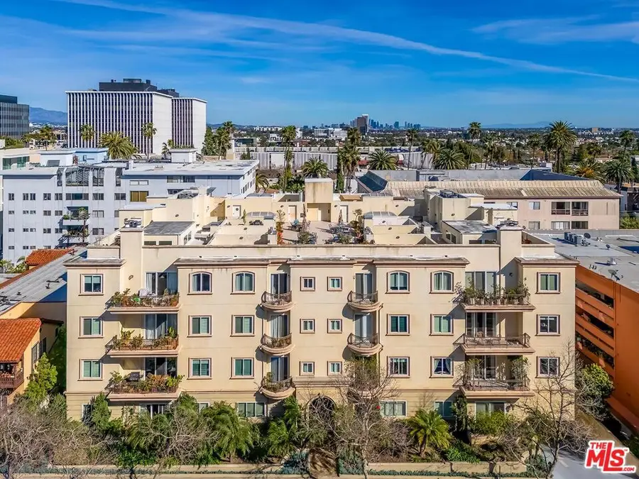 132 S Maple Drive #101, Beverly Hills, CA 90212 - #2