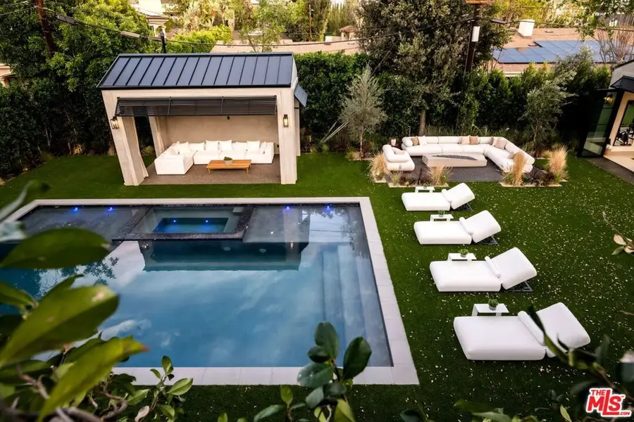 Address Withheld By Seller, Encino, CA 91316 - #3