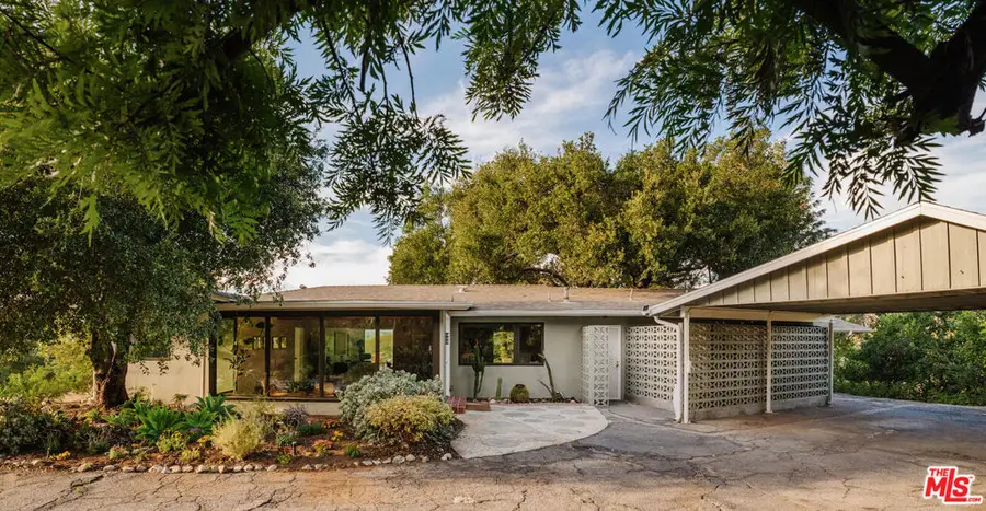 9550 Wheatland Avenue, Sunland, CA 91040 - #2