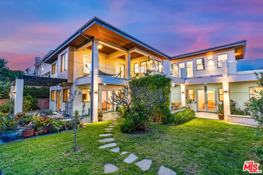 8221 Tuscany Avenue, Playa Del Rey, CA 90293 - #3