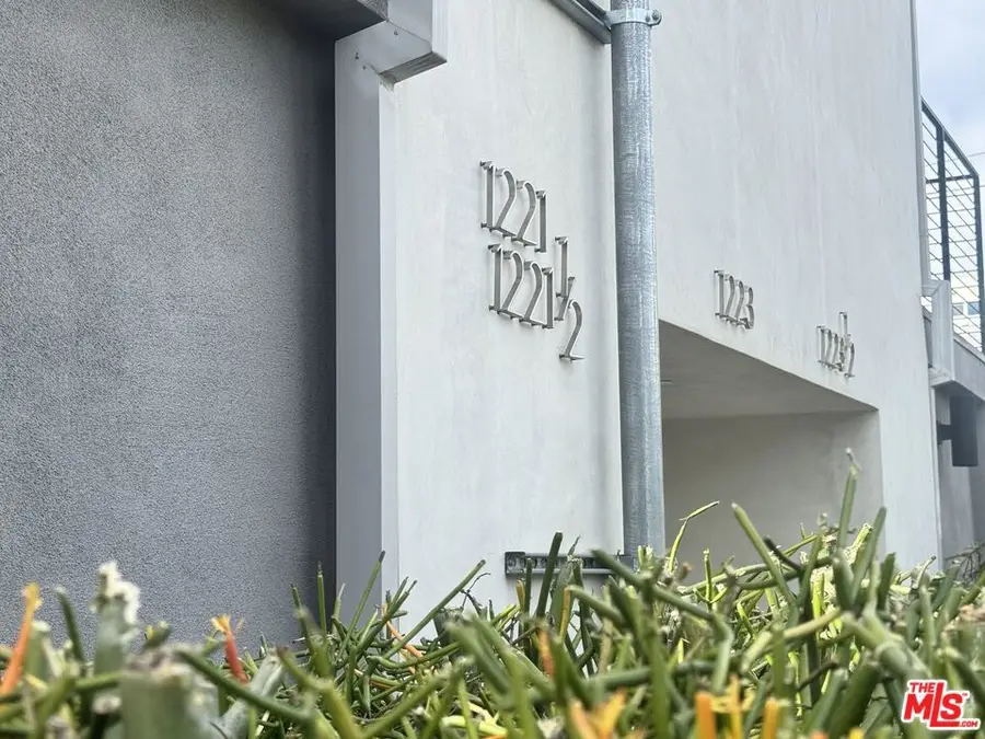 1223 N Kenmore Avenue, Los Angeles, CA 90029 - #3