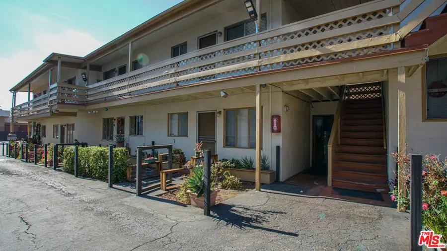 1502 E Broadway, Glendale, CA 91205 - #2