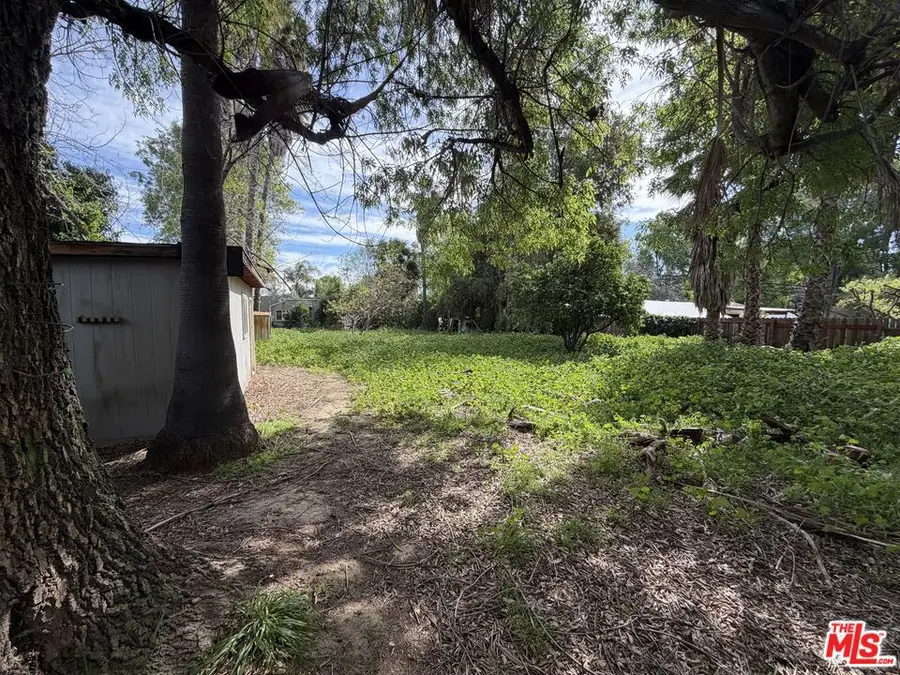 8450 Melvin Avenue, Northridge, CA 91324 - #3