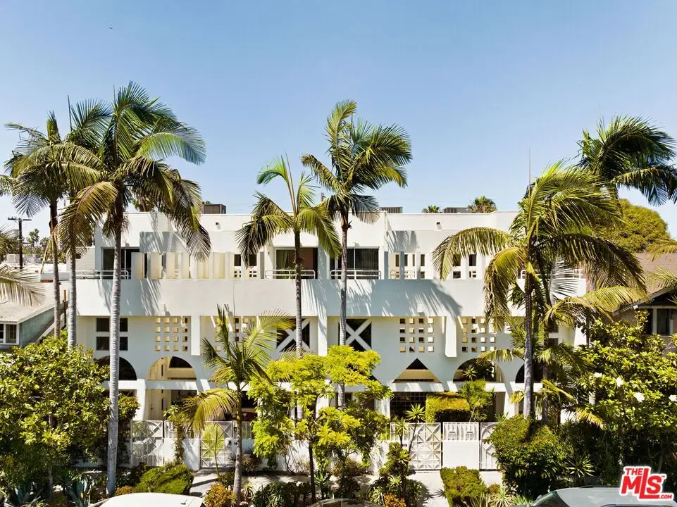 1421 Cabrillo Avenue #4, Venice, CA 90291 - #1