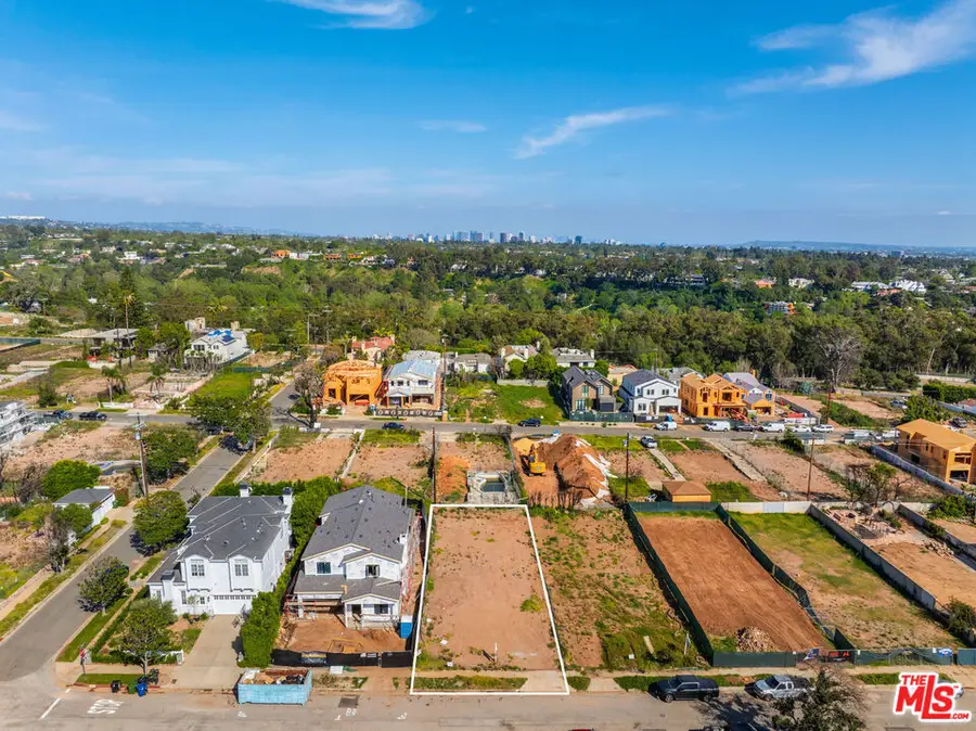 760 Hartzell Street, Pacific Palisades, CA 90272 - #3