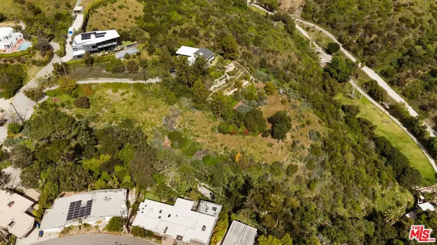 1406 N Kenter Avenue, Los Angeles, CA 90049 - #3