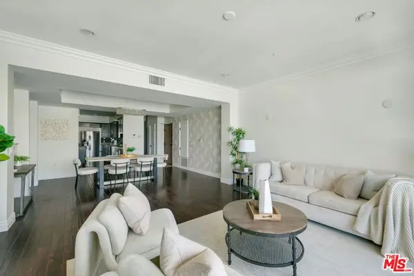 9049 Alcott Street #305, Los Angeles, CA 90035