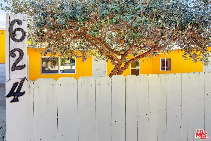 624 W Beach Avenue, Inglewood, CA 90302 - #3