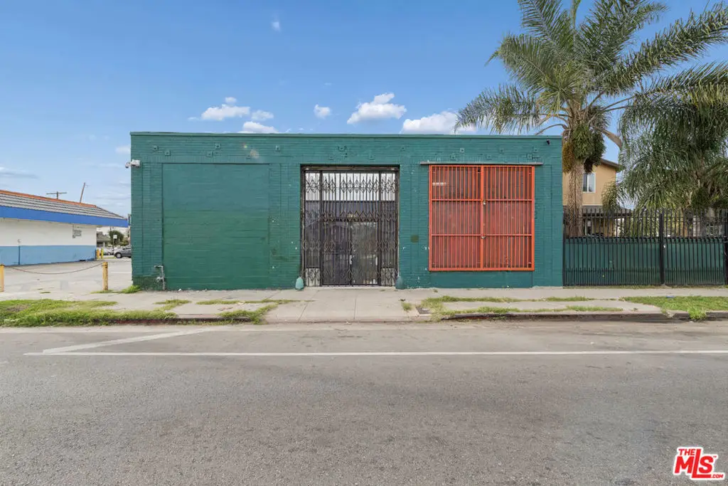 6215 S San Pedro Street, Los Angeles, CA 90003 - #1