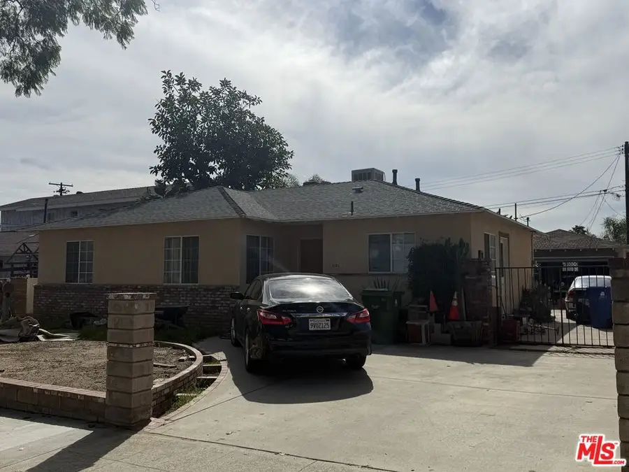 13025 Dronfield Avenue, Sylmar, CA 91342 - #3