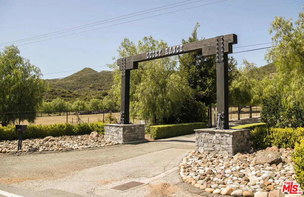 33269 Mulholland Highway, Malibu, CA 90265 - #1